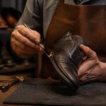 Cordonnier vaneau : services, réparations et entretien pour vos chaussures
